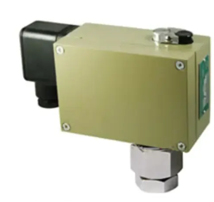 D505/7DZ型雙觸點(diǎn)壓力控制器